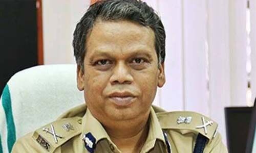 കുട്ടികളും മുതിര്ന്ന പൗരന്മാരും പൊതുസ്ഥലങ്ങളില് സന്ദര്ശനം നടത്തുന്നത് ഒഴിവാക്കണം: ഡിജിപി കുട്ടികളും മുതിര്ന്ന പൗരന്മാരും പൊതുസ്ഥലങ്ങളില് സന്ദര്ശനം നടത്തുന്നത് ഒഴിവാക്കണം: ഡിജിപി