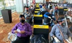 ആദ്യദിനം തന്നെ 80ല്‍ അധികം  വിമാനങ്ങള്‍ റദ്ദാക്കി; വിമാനത്താവളത്തില്‍ പ്രതിഷേധം