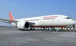 കൊവിഡ് 19: ഗള്‍ഫില്‍ നിന്നുള്ള മൂന്ന് പ്രത്യേക വിമാനങ്ങള്‍ ഇന്ന് കരിപ്പൂരിലെത്തും