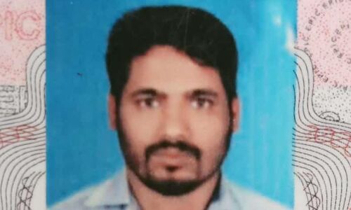 കടലുണ്ടിക്കടവ് അഴിമുഖത്ത് തോണി മറിഞ്ഞ് മല്സ്യതൊഴിലാളി മരിച്ചു കടലുണ്ടിക്കടവ് അഴിമുഖത്ത് തോണി മറിഞ്ഞ് മല്സ്യതൊഴിലാളി മരിച്ചു