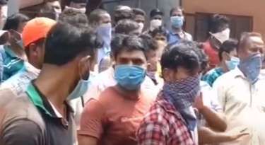 ട്രെയിൻ റദ്ദാക്കി; പത്തനംതിട്ട ജില്ലയിൽ അതിഥി തൊഴിലാളികളുടെ പ്രതിഷേധം ട്രെയിൻ റദ്ദാക്കി; പത്തനംതിട്ട ജില്ലയിൽ അതിഥി തൊഴിലാളികളുടെ പ്രതിഷേധം