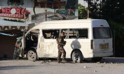 കാബൂളില്‍ ബോംബ് ആക്രമണം; മാധ്യമപ്രവര്‍ത്തകനുള്‍പ്പെടെ രണ്ടുപേര്‍ കൊല്ലപ്പെട്ടു, മൂന്നുപേര്‍ക്ക് ഗുരുതര പരിക്ക്