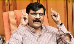 രാജ്യത്ത് കൊവിഡ് വ്യാപനത്തിന് ഇടയാക്കിയത് നമസ്‌തേ ട്രംപ് ചടങ്ങ്: ഗുരുതര ആരോപണവുമായി ശിവസേന നേതാവ്