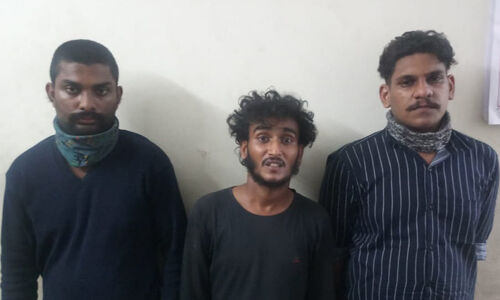 ആലുവയില്‍ ജ്വല്ലറി മോഷണ ശ്രമം; പ്രതികള്‍ പിടിയില്‍