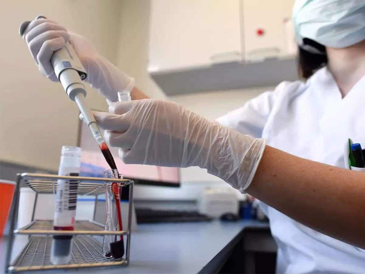 കൊവിഡ് പ്ലാസ്മ തെറാപ്പി അനുമതി; ആദ്യഘട്ടത്തിൽ കേരളത്തിലെ സ്ഥാപനങ്ങളില്ല