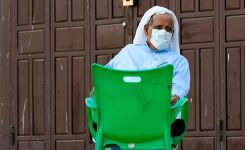 മക്കയില് സര്ക്കാര് സ്ഥാപനങ്ങളില് ജീവനക്കാര് ഹാജരാവുന്നതിനു വിലക്ക് മക്കയില് സര്ക്കാര് സ്ഥാപനങ്ങളില് ജീവനക്കാര് ഹാജരാവുന്നതിനു വിലക്ക്