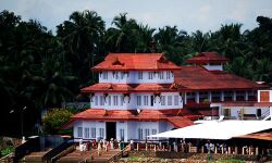 പറശ്ശിനിക്കടവ് ശ്രീ മുത്തപ്പന് മഠപ്പുര തുറക്കും; ഭക്തര്ക്ക് 15 മുതല് പ്രവേശനം പറശ്ശിനിക്കടവ് ശ്രീ മുത്തപ്പന് മഠപ്പുര തുറക്കും; ഭക്തര്ക്ക് 15 മുതല് പ്രവേശനം