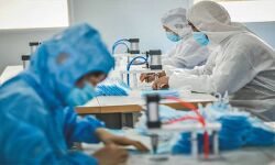 കൊവിഡ് 19: മലപ്പുറം ജില്ലയില് 14 പേര്ക്ക് കൂടി വൈറസ് ബാധ സ്ഥിരീകരിച്ചു കൊവിഡ് 19: മലപ്പുറം ജില്ലയില് 14 പേര്ക്ക് കൂടി വൈറസ് ബാധ സ്ഥിരീകരിച്ചു