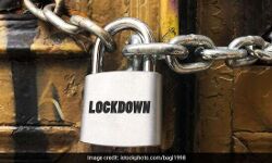 തൃശൂരില് നാല് പ്രദേശങ്ങള് കൂടി കണ്ടെയ്മെന്റ് സോണുകള് തൃശൂരില് നാല് പ്രദേശങ്ങള് കൂടി കണ്ടെയ്മെന്റ് സോണുകള്