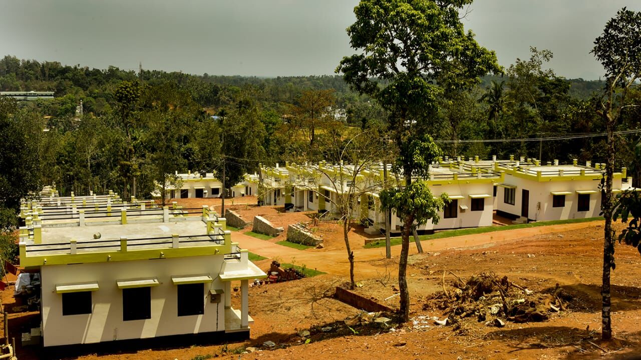 2018 പ്രളയ പുനരധിവാസ പദ്ധതി സമാപന പ്രഖ്യാപനവും പനമരം പീപ്പിള്‍സ് വില്ലേജ് ഉദ്ഘാടനവും