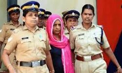 കൂടത്തായി കൊലപാതക പരമ്പര: പ്രതി ജോളി ജയിലില്‍ ഫോണ്‍ ഉപയോഗിച്ചെന്ന് റിപോര്‍ട്ട്