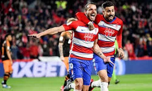 സ്പാനിഷ് ലീഗ്: വലന്സിയക്ക് സമനില; ഗ്രനാഡയ്ക്ക് ജയം, ബാഴ്സ ഇന്നിറങ്ങും സ്പാനിഷ് ലീഗ്: വലന്സിയക്ക് സമനില; ഗ്രനാഡയ്ക്ക് ജയം, ബാഴ്സ ഇന്നിറങ്ങും