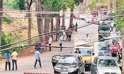 അതിര്‍ത്തി കടക്കാന്‍ വ്യാജ പാസ്: ആറുപേര്‍ പിടിയില്‍