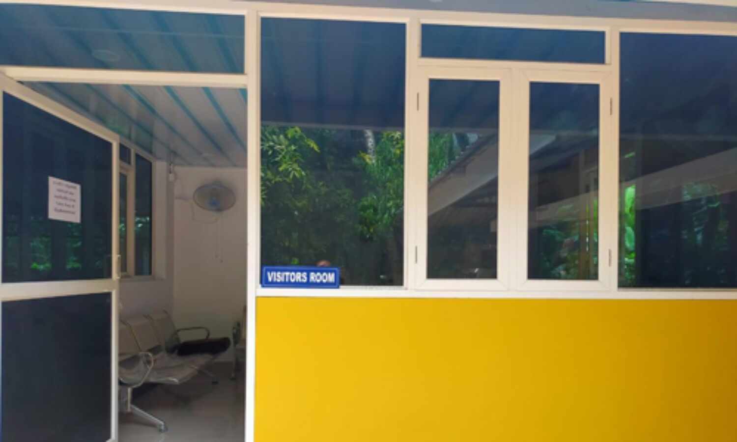 കൊവിഡ്: എറണാകുളത്തെ പോലിസ് സ്റ്റേഷനുകളില് പ്രത്യേക വിസിറ്റേഴ്സ് റൂം കൊവിഡ്: എറണാകുളത്തെ പോലിസ് സ്റ്റേഷനുകളില് പ്രത്യേക വിസിറ്റേഴ്സ് റൂം