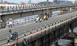 കൊവിഡ് ബാധയെന്ന് ആശങ്ക; യുവാവ് വെണ്ടുരുത്തി പാലത്തില്‍നിന്ന് ചാടി