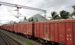 കേ​​​ര​​​ള​​​ത്തി​​​ൽ നി​​​ന്നും റെ​​​യി​​​ൽ​​​വേ​​​യു​​​ടെ പ്ര​​​ത്യേ​​​ക കാ​​​ർ​​​ഗോ എ​​​ക്സ്പ്ര​​​സ് ട്രെ​​​യി​​​നു​​​ക​​​ൾ