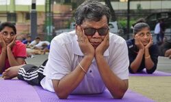 സുരക്ഷാമാനദണ്ഡങ്ങള്‍ പാലിച്ച് യോഗ ചെയ്യാന്‍ നിര്‍ദ്ദേശം