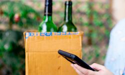 ആമസോണ്‍ ഓണ്‍ലൈന്‍ വഴി ബംഗാളില്‍ മദ്യവില്‍പ്പന