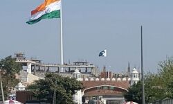 പാകിസ്താനിലെ ഇന്ത്യന്‍ ഹൈക്കമ്മീഷനിലെ 55 ഉദ്യോഗസ്ഥരെ പിന്‍വലിക്കുന്നു