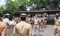 തലസ്ഥാനത്ത് നിയന്ത്രണങ്ങൾ കടുപ്പിച്ച് പോലിസ്