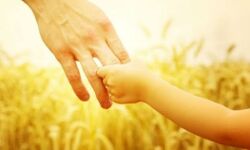 കുട്ടികളെ സര്‍ക്കാര്‍ ധനസഹായത്തോടെ ബന്ധുക്കള്‍ക്ക് പോറ്റി വളര്‍ത്താന്‍ പുതിയ പദ്ധതി