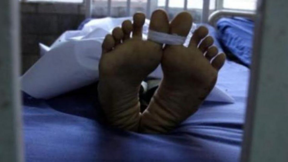 നാലുവർഷത്തിനിടെ സ്വകാര്യമെഡിക്കൽ കോളജുകൾക്ക് പഠനത്തിനായി സർക്കാർ നൽകിയത് 327 മൃതദേഹങ്ങൾ നാലുവർഷത്തിനിടെ സ്വകാര്യമെഡിക്കൽ കോളജുകൾക്ക് പഠനത്തിനായി സർക്കാർ നൽകിയത് 327 മൃതദേഹങ്ങൾ