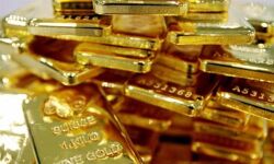 ഡിപ്ലോമാറ്റിക് ബാഗേജില്‍ സ്വര്‍ണം കടത്തിയ സംഭവം: സ്വപ്‌ന സുരേഷിനായി തിരച്ചില്‍ ഊര്‍ജിതം;മുഖ്യമന്ത്രിയുടെ ഓഫിസില്‍ നിന്നും വിളിച്ചിട്ടില്ലെന്ന് കസ്റ്റംസ്