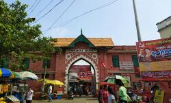 ഉറവിടമറിയാതെ രണ്ട് പേര്ക്ക് കൊവിഡ്19 സ്ഥിരീകരിച്ചു; തിരുവനന്തപുരം നഗരസഭ നിയന്ത്രണങ്ങള് കര്ശനമാക്കി ഉറവിടമറിയാതെ രണ്ട് പേര്ക്ക് കൊവിഡ്19 സ്ഥിരീകരിച്ചു; തിരുവനന്തപുരം നഗരസഭ നിയന്ത്രണങ്ങള് കര്ശനമാക്കി