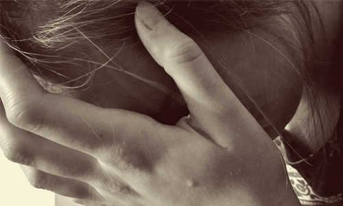 എസ്എസ്എല്സിക്ക് എ പ്ലസ് കുറഞ്ഞതിനെ തുടര്ന്ന് വിദ്യാര്ഥിനി ആത്മഹത്യയ്ക്ക് ശ്രമിച്ചു എസ്എസ്എല്സിക്ക് എ പ്ലസ് കുറഞ്ഞതിനെ തുടര്ന്ന് വിദ്യാര്ഥിനി ആത്മഹത്യയ്ക്ക് ശ്രമിച്ചു