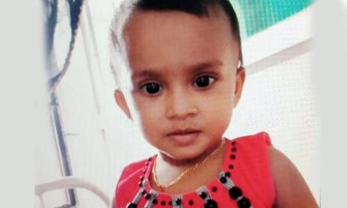 പയ്യോളിയില്‍ പിഞ്ചുകുഞ്ഞിനെ തോട്ടില്‍ മരിച്ച നിലയില്‍ കണ്ടെത്തി