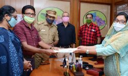 പുത്തുമല പുനരധിവാസം; വീടിന് സ്ഥലം നല്കി വിമുക്തഭടന് മാതൃകയായി പുത്തുമല പുനരധിവാസം; വീടിന് സ്ഥലം നല്കി വിമുക്തഭടന് മാതൃകയായി