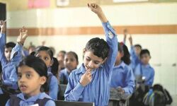 സിലബസ് 30 ശതമാനം വെട്ടിച്ചുരുക്കാന്‍ സിബിഎസ്ഇക്ക് മാനവവിഭവ ശേഷി മന്ത്രാലയത്തിന്റെ നിര്‍ദേശം