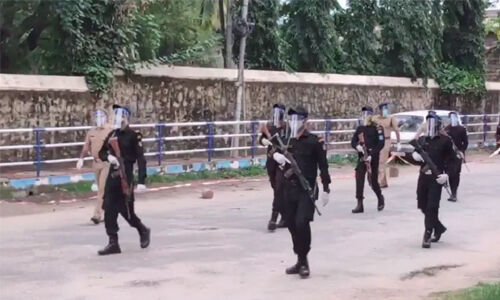 തിരുവനന്തപുരം ജില്ലയില്‍ മത്സ്യബന്ധനത്തിനു നിരോധനം; പൂന്തുറയില്‍ കര്‍ശന നിയന്ത്രണങ്ങള്‍