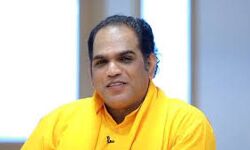 സ്വപ്ന സുരേഷിനെ തേടി ശാന്തിഗിരി ആശ്രമത്തില്‍ റെയ്ഡ് നടത്തിയിട്ടില്ലെന്ന് ഗുരുരത്നം ജ്ഞാന തപസ്വി