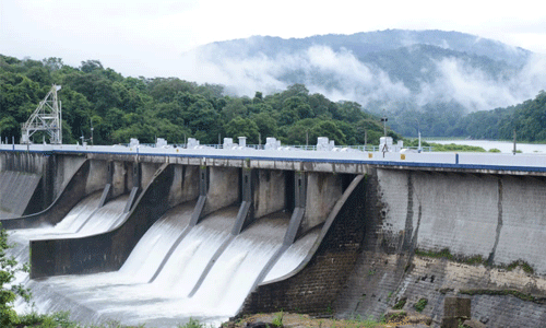 പെരിങ്ങല്‍ക്കുത്ത് ഡാമിന്റെ ഒരു സ്ലൂയിസ് ഗേറ്റ് തുറന്നു