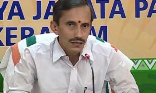 എന്‍എസ് എസിനെ ഭീഷണിപ്പെടുത്തി വരുതിയില്‍ നിര്‍ത്താന്‍ ശ്രമം: എം ടി രമേശ്