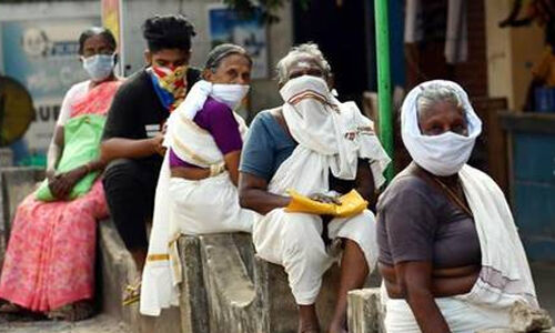കൊവിഡ് 19: സംസ്ഥാന തലസ്ഥാനം സാമൂഹിക വ്യാപനത്തിന്റെ വക്കില് കൊവിഡ് 19: സംസ്ഥാന തലസ്ഥാനം സാമൂഹിക വ്യാപനത്തിന്റെ വക്കില്
