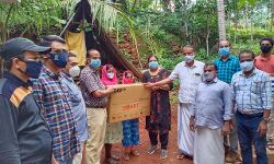 സുമനസ്സുകളുടെ സഹായമെത്തി; മുര്‍ഷിതക്കും ഹിബക്കും ഇനി ഓണ്‍ലൈനായി പഠിക്കാം