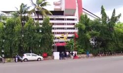 സ്വര്‍ണകടത്തില്‍ ബിഎംഎസ് നേതാവിന്റെ ബന്ധം പുറത്ത് വരാതിരക്കാന്‍ ബിജെപി ശ്രമിക്കുന്നു: കേന്ദ്രം അന്വേഷണം പ്രഖ്യാപിക്കണമെന്ന് സിപിഎം