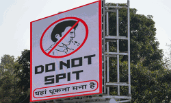 പൊതുസ്ഥലങ്ങളില്‍ തുപ്പുന്ന ശീലം അവസാനിപ്പിക്കണമെന്ന് മോദി