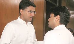 സച്ചിന് പൈലറ്റ് തിങ്കളാഴ്ച ബിജെപി മേധാവി ജെ പി നദ്ദയെ കണ്ടേക്കും സച്ചിന് പൈലറ്റ് തിങ്കളാഴ്ച ബിജെപി മേധാവി ജെ പി നദ്ദയെ കണ്ടേക്കും