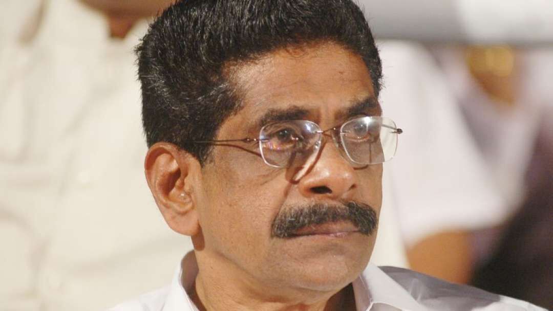 പ്രതികളുമായി അടുപ്പമുള്ള ശിവശങ്കറിനെ സംരക്ഷിക്കുന്നതില് ദുരൂഹത: മുല്ലപ്പള്ളി പ്രതികളുമായി അടുപ്പമുള്ള ശിവശങ്കറിനെ സംരക്ഷിക്കുന്നതില് ദുരൂഹത: മുല്ലപ്പള്ളി