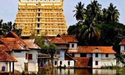 ശ്രീപത്മനാഭ സ്വാമി ക്ഷേത്രത്തിന്‍റെ ഭരണച്ചുമതല താല്‍ക്കാലിക ഭരണസമിതിക്ക്