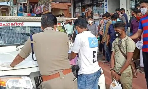 കാളികാവില് കഞ്ചാവുമായി യുവാവ് പിടിയില് കാളികാവില് കഞ്ചാവുമായി യുവാവ് പിടിയില്