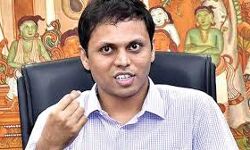 കൊവിഡ്: കോഴിക്കോട് ജില്ലയില്‍ കര്‍ശന നിയന്ത്രണം ഏര്‍പ്പെടുത്തും; ജില്ലാ കലക്ടര്‍