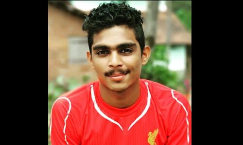 വീട്ടുമതില്‍ നിര്‍മാണത്തിനിടെ മണ്ണിടിഞ്ഞ് യുവാവ് മരിച്ചു