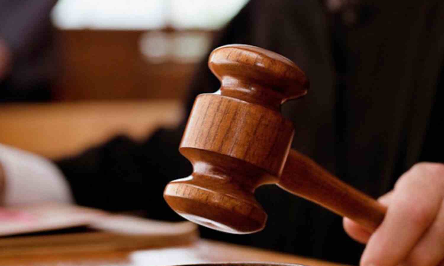 കൊവിഡ് 19: അലഹബാദ് ഹൈക്കോടതി ലഖ്നോ ബെഞ്ച് അടച്ചു കൊവിഡ് 19: അലഹബാദ് ഹൈക്കോടതി ലഖ്നോ ബെഞ്ച് അടച്ചു