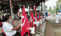 സിപിഎം ധര്ണ സംഘടിപ്പിച്ചു സിപിഎം ധര്ണ സംഘടിപ്പിച്ചു