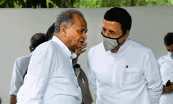 രാജസ്ഥാനില് രണ്ട് എംഎല്എമാരെ കോണ്ഗ്രസ് സസ്പെന്ഡ് ചെയ്തു രാജസ്ഥാനില് രണ്ട് എംഎല്എമാരെ കോണ്ഗ്രസ് സസ്പെന്ഡ് ചെയ്തു