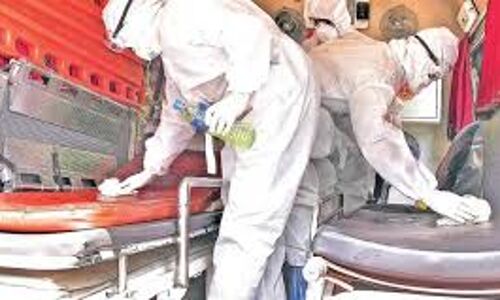 മാമോദിസ ചടങ്ങില്‍ ഭക്ഷണം വിളമ്പിയ യുവാവിന് കൊവിഡ്; ഏഴ് വൈദികര്‍ നിരീക്ഷണത്തില്‍